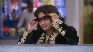 61. Amma gloats about her singing talent-Happu Ki Ultan Paltan