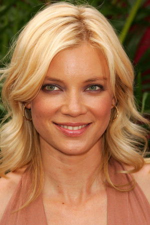 Amy Smart thumbnail