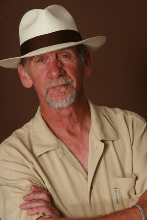 Alex Ligertwood portrait