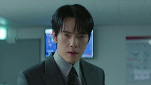 Siren’s Kiss: 1×8