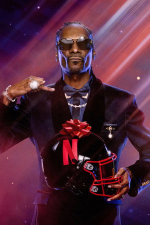 Snoop's Holiday Halftime Party 7