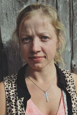 Paula Solvak portrait