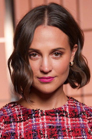 Alicia Vikander