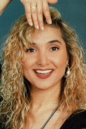 Yonca Evcimik portrait