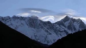 Image A Deadly Ascent: Life and Death on Mount Everest