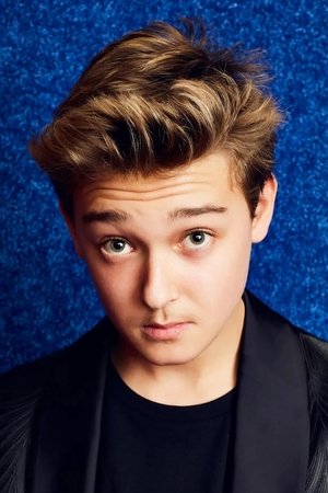 James Freedson-Jackson jako Travis