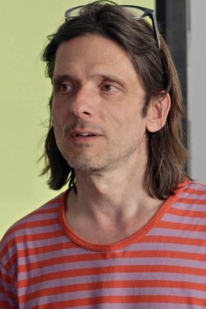 Foto retrato de Jeremy Deller