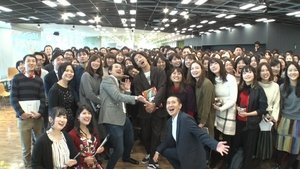 Takuya Kimura visits Yahoo!