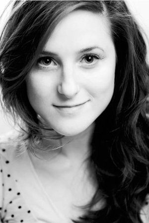 Nadia Kamil thumbnail