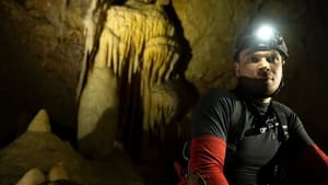 Explorer: La Cueva más profunda (2022) | Explorer: The Deepest Cave
