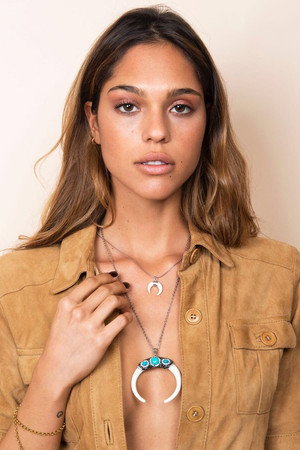 Índia Branquinho portrait