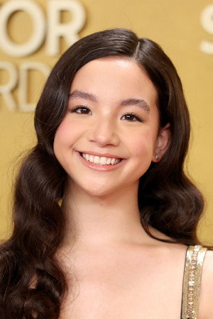 Diễn viên Sarah Bock