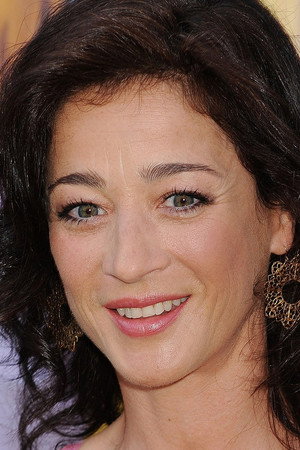 Moira Kelly portrait