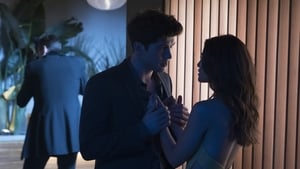 Famous in Love: 2×5