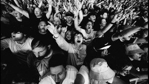 Oasis: Don't Look Back in Anger movie still 27