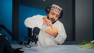 Episode 7 still