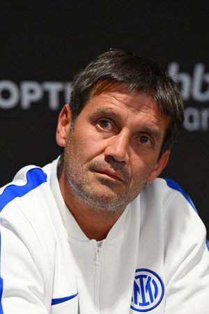 Cristian Chivu's photo