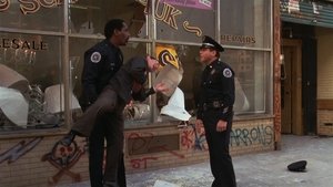 Loca academia de policía 2: Su primera misión (1985)