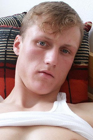 Devon Donis portrait