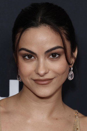 Camila Mendes