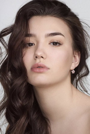 Alissa Skovbye photo 4