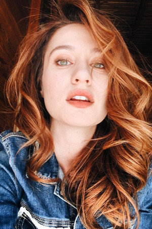 Berna Koraltürk portrait