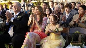 Modern Family: Season 5 Episode 24