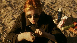 The Man Who Fell to Earth movie still 27