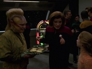 Star Trek: Voyager: Season 7 Episode 23