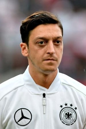 Foto retrato de Mesut Özil