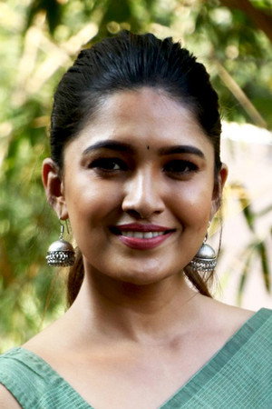 Vani Bhojan portrait