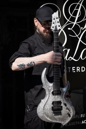 Mick Thomson portrait