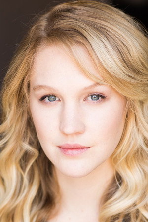 Hope Lauren portrait