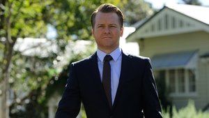 Secrets & Lies Season 1 Episode 2