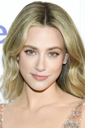 Lili Reinhart