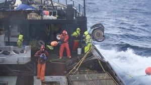 Deadliest Catch Greenhorn Overboard
