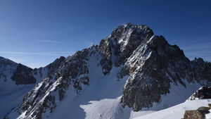 Mountain: Life at the Extreme: 1×1 {year} Online En Netflix