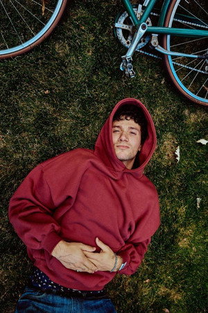 Jeremy Zucker portrait