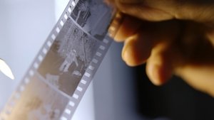 Assistir An Unknown Compelling Force Online