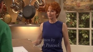 Reba Up a Treehouse with a Paddle