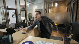 Ça vaut le coût: 8×18 {year} Online En Netflix