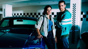 Rosa Elettrica – In fuga con il nemico: 1×3