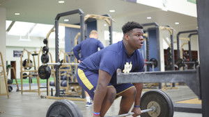 A Season With: 1×4 {year} Online En Netflix