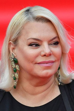 Yana Poplavskaya portrait