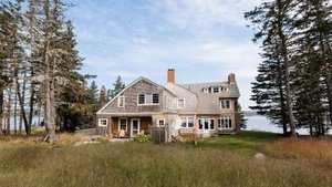 Windemere, 1800s Island House