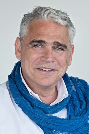 Tolga Savacı portrait