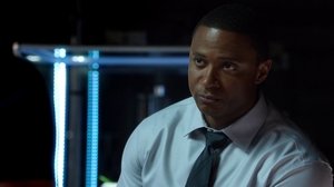 Arrow S02E05