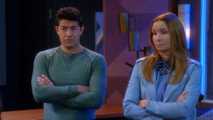 Electric Bloom: 1×17