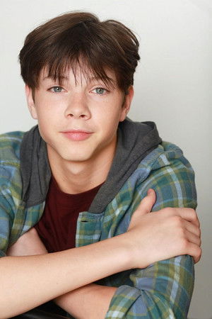 Shylo Molina Picture