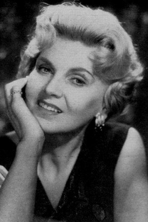 Simone Paris portrait